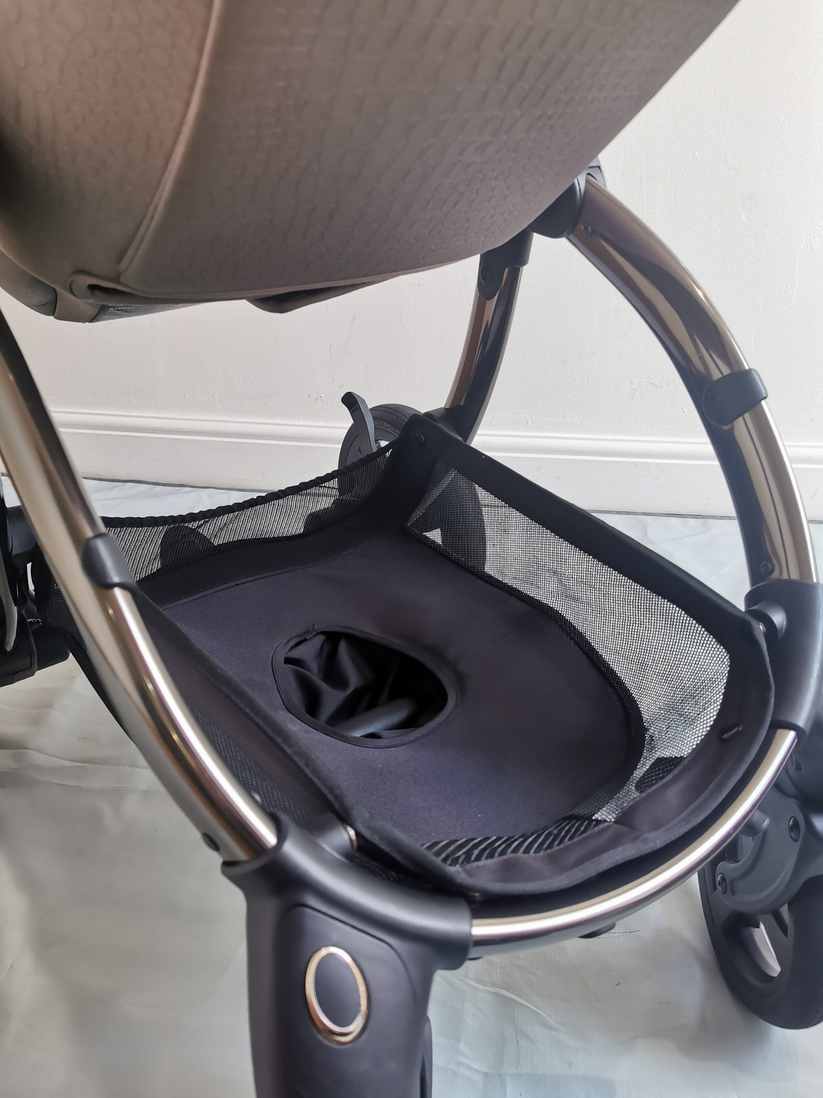 Egg2® | Jurassic Mink